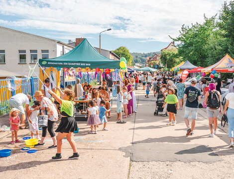 Vile Stände und aktivitäten erzeugten Volksfeststimmung beim Regensteinfest im vergangenen Jahr 2024 